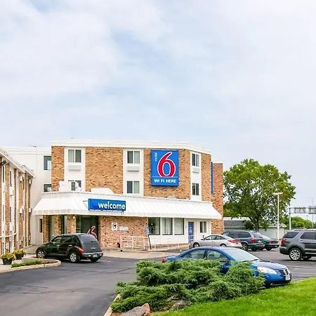 Motel 6 Minneapolis Airport - Mall Of America Buitenkant foto