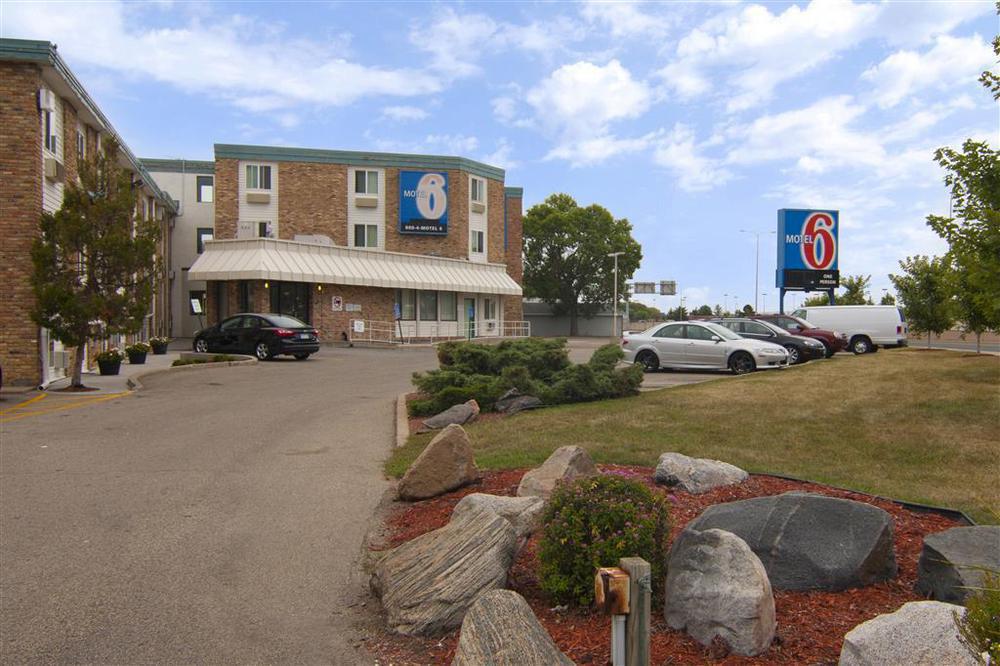 Motel 6 Minneapolis Airport - Mall Of America Buitenkant foto