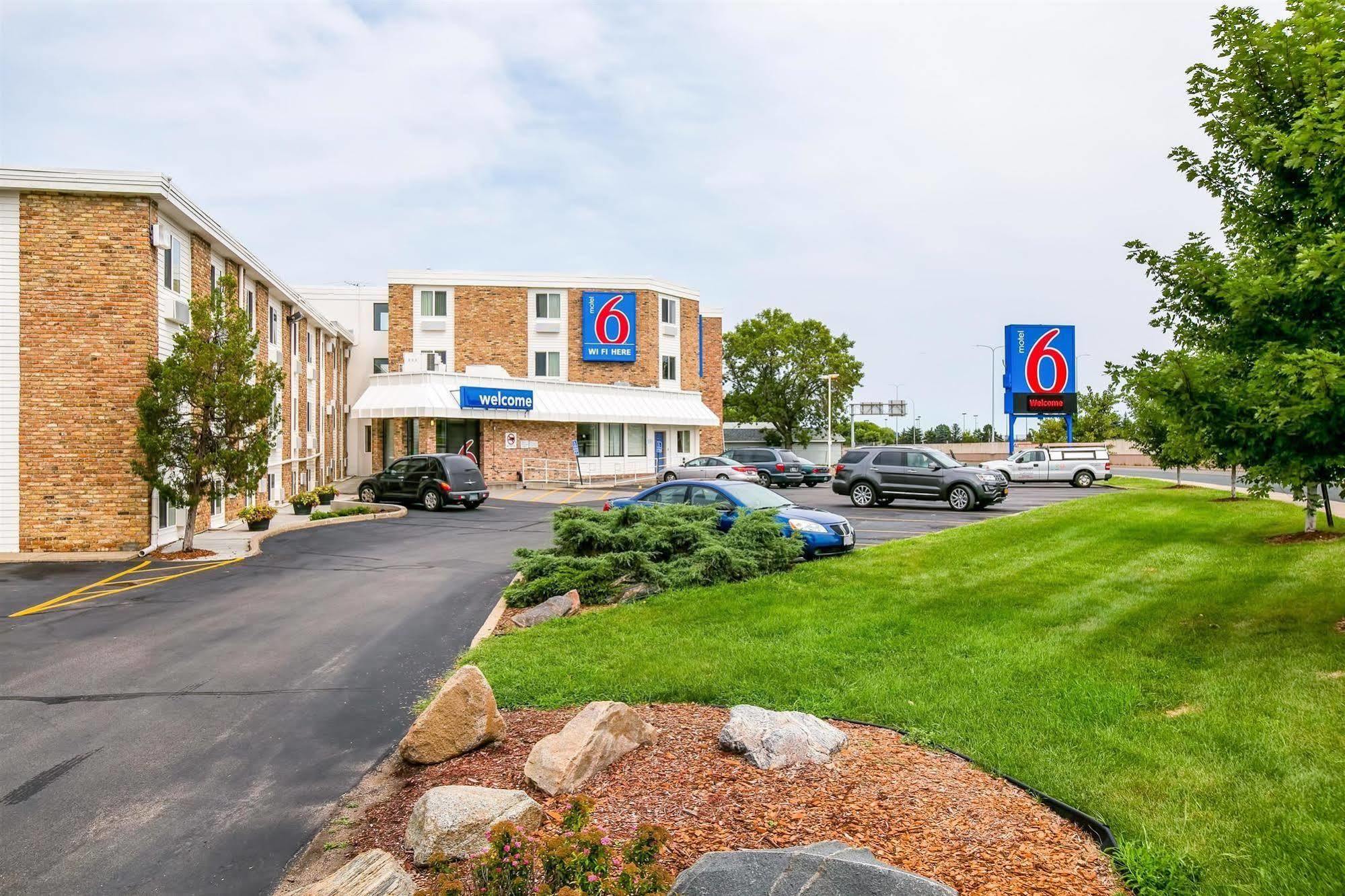 Motel 6 Minneapolis Airport - Mall Of America Buitenkant foto