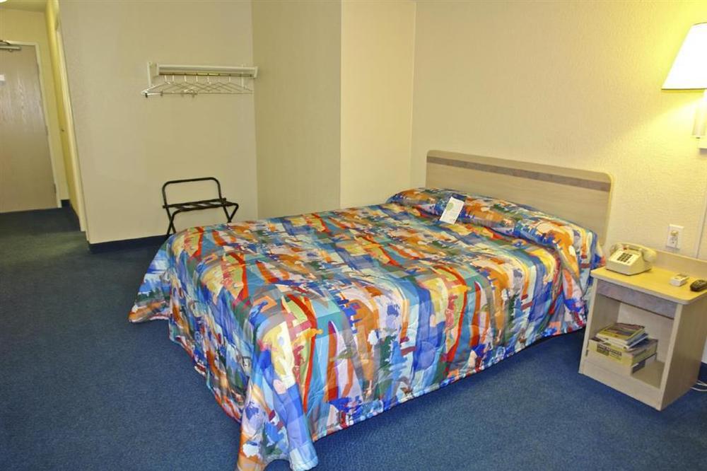 Motel 6 Minneapolis Airport - Mall Of America Kamer foto